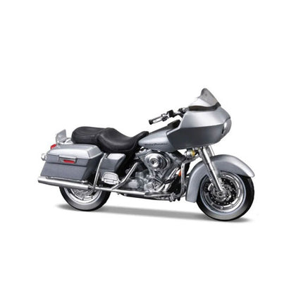 Maisto Harley Davidson Series 42 2002 FLTR Road Glide 1:18 Scale Diecast Motorcycle