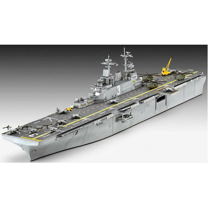 Revell US Navy Assault Carrier Wasp Class 1:700 Scale Plastic Model Kit