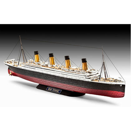 Revell R.M.S Titanic 1:700 Scale Plastic Model Kit
