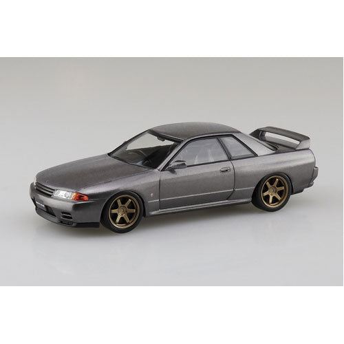 Aoshima Nissan R32 Skyline GT-R Custom Gun Gray Metallic 1:32 Scale Plastic Model Snap Kit