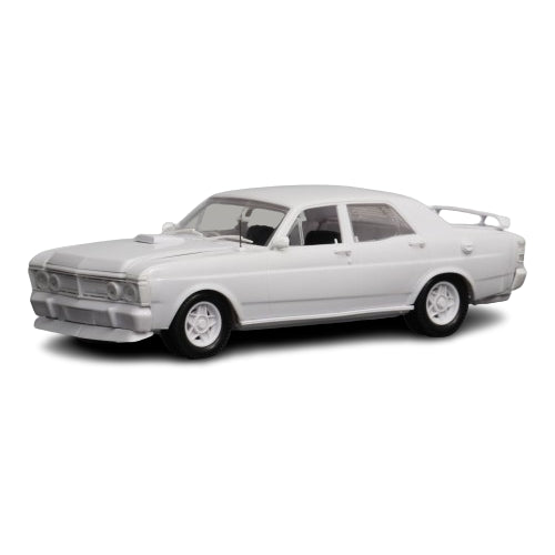 DDA Ford XY Falcon Sedan GTHO 1:24 Scale Plastic Model Kit