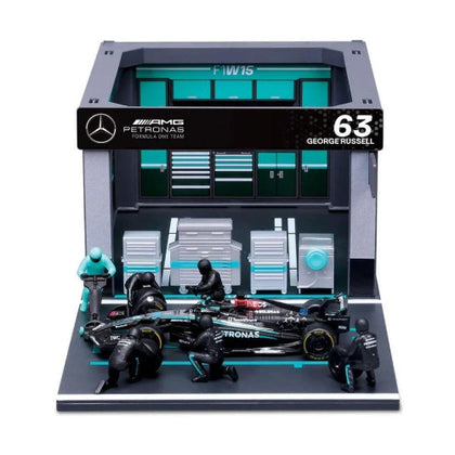 Bburago Formula Racing 2024 F1 Mercedes AMG #63 Russell Pit Pass 1:43 Scale Diecast Vehicle Diorama Playset