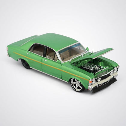 DDA Ford XW GS Burnout Custom Green 1:24 Scale Diecast Vehicle