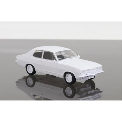 DDA Holden LC Torana GTR 1:24 Scale Plastic Model Kit