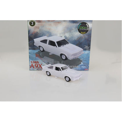 DDA Holden Torana A9X 1978 Bathurst Winner 1:24 Scale Plastic Model Kit