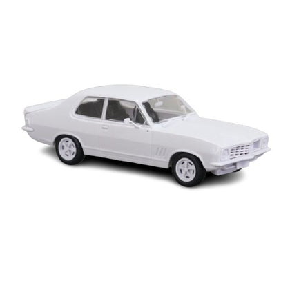 DDA Holden LJ Torana GTR XU1 1:24 Scale Plastic Model Kit