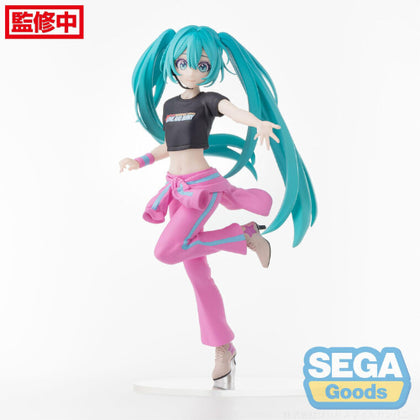 Hatsune Miku x Love Berry & Dress Up and Dance Berry Costume Version TAITO DESKTOP CUTE Action Figure