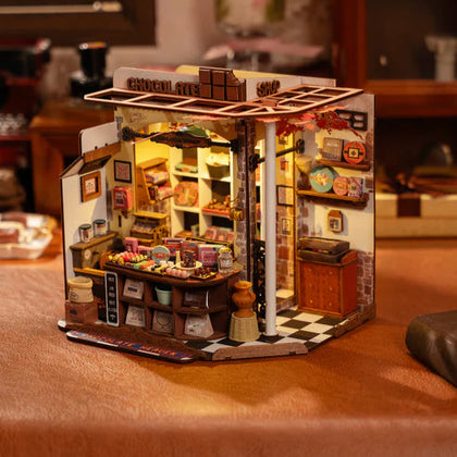 Robotime Miniature House DG174 Henry's Chocolate