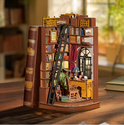 Robotime Book Nook & Wonderland TGE02 Silent Corner Study