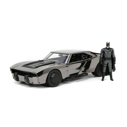 The Batman Batmobile Chrome Black SDCC 2022 US Exclusive with Figure 1:24 Scale Diecast Vehicle